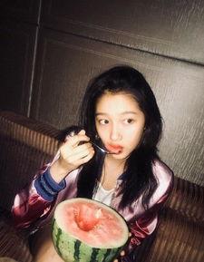 某吃瓜网友小赵,揭秘娱乐圈那些不为人知的幕后故事